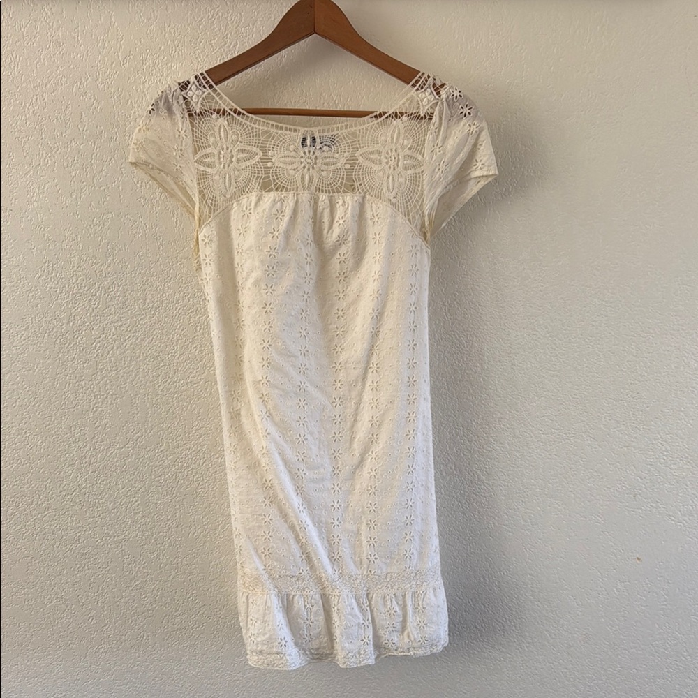Warehouse Ivory Floral Lace Top